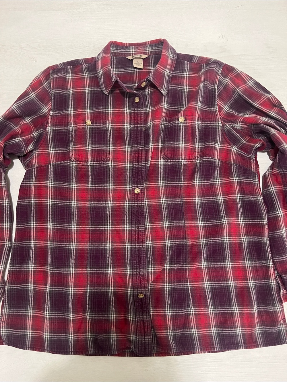 Duluth Trading Co Red and Black Plaid Button-Down Shirt